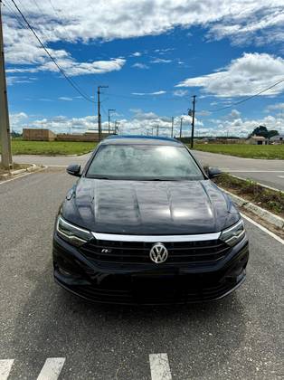 VOLKSWAGEN JETTA 1.4 250 TSI TOTAL FLEX R-LINE TIPTRONIC